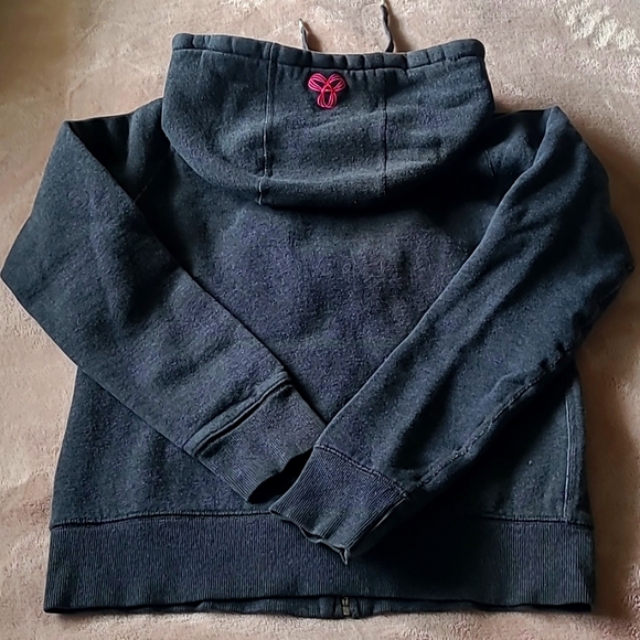 TNA Hoodie - Picture 4 of 4